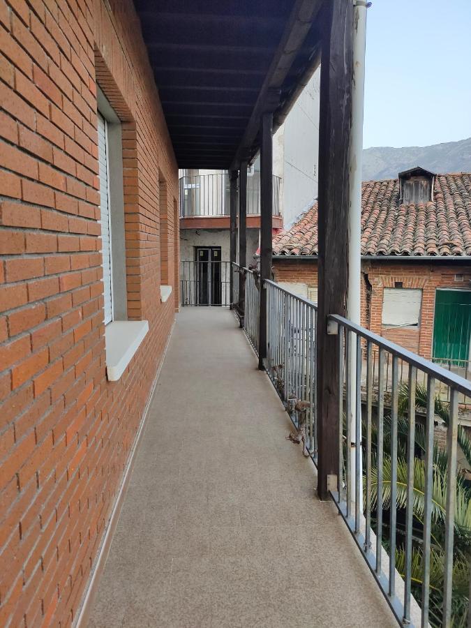 Ferienwohnung Casa Ruben Dario Villarejo del Valle Exterior foto