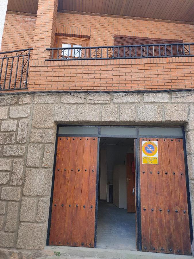 Ferienwohnung Casa Ruben Dario Villarejo del Valle Exterior foto